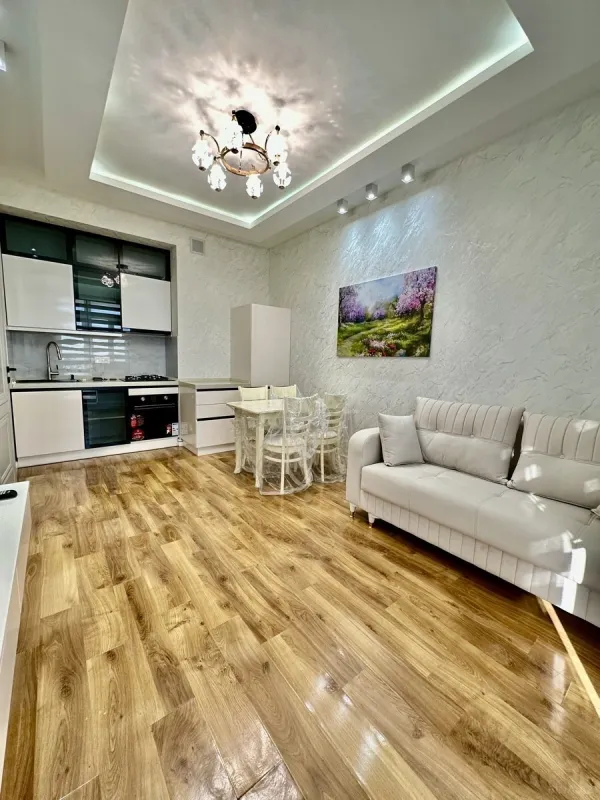 Satılır 3 otaqlı mənzil 63 m²
