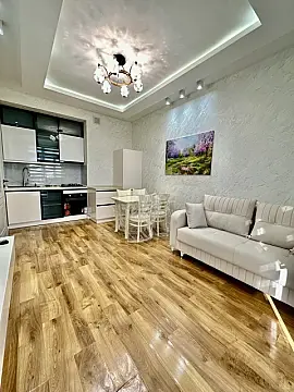 Satılır 3 otaqlı mənzil 63 m²