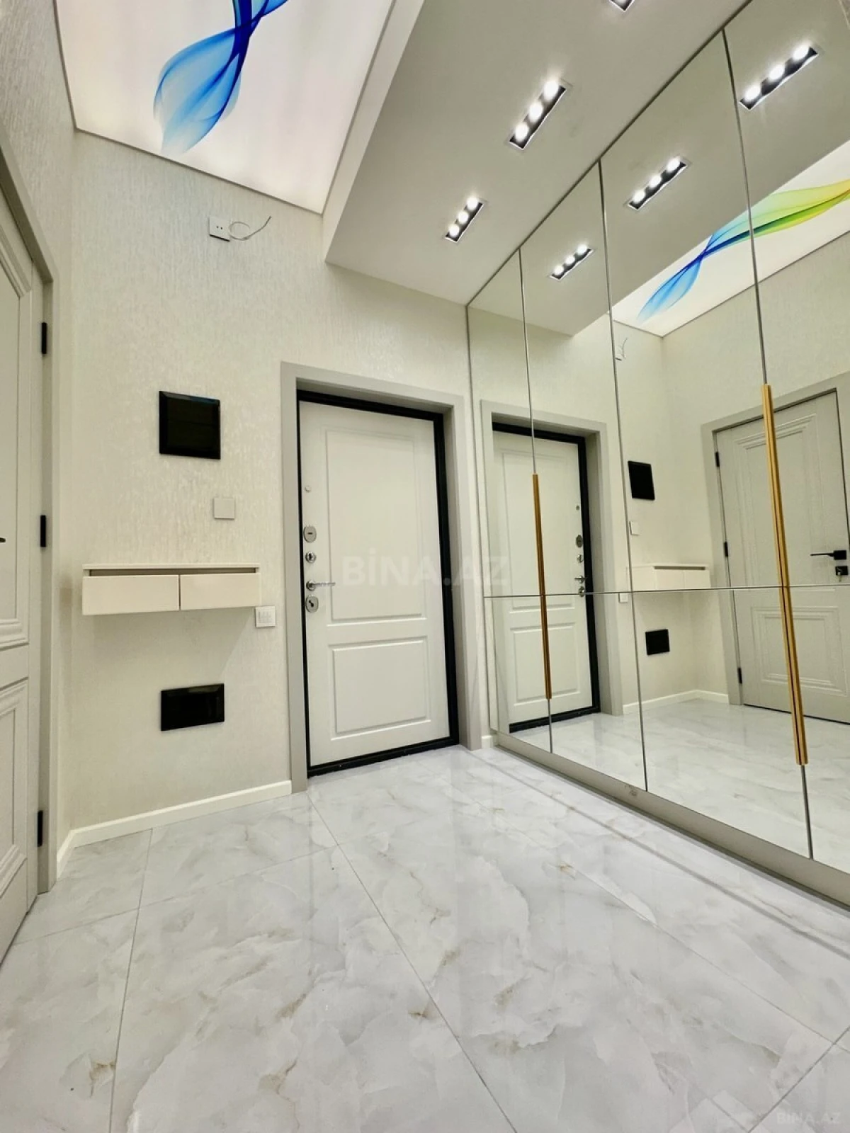 Satılır 3 otaqlı mənzil 63 m²