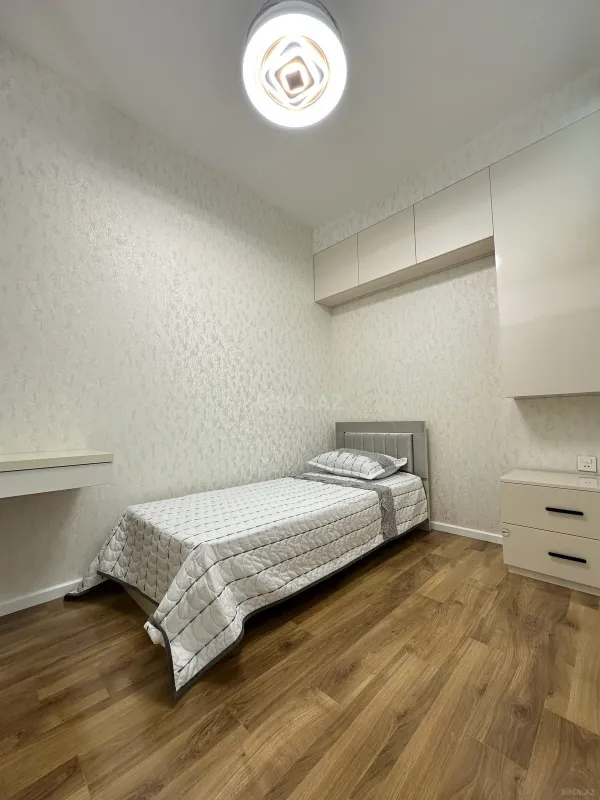 Satılır 3 otaqlı mənzil 63 m²