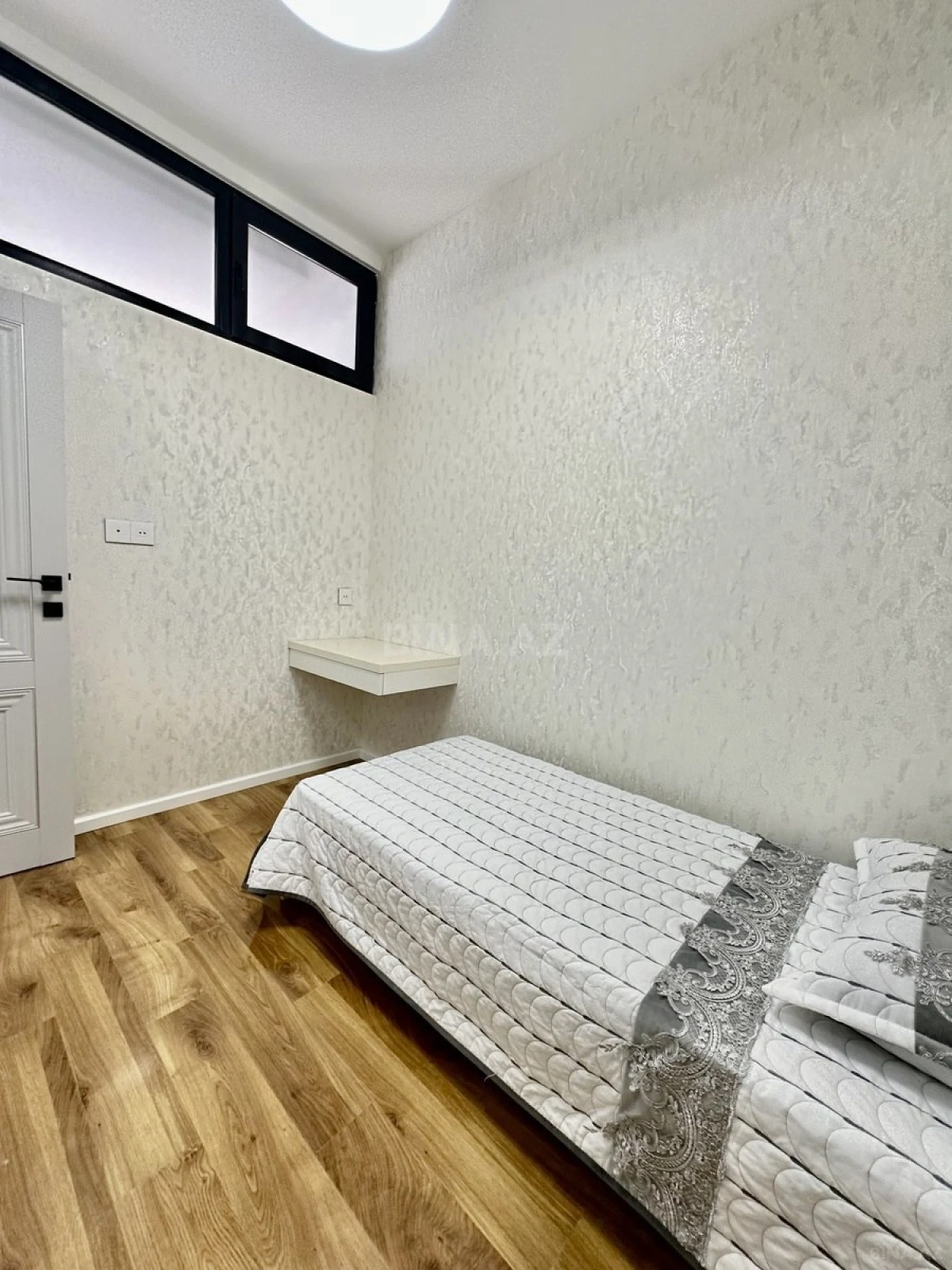 Satılır 3 otaqlı mənzil 63 m²
