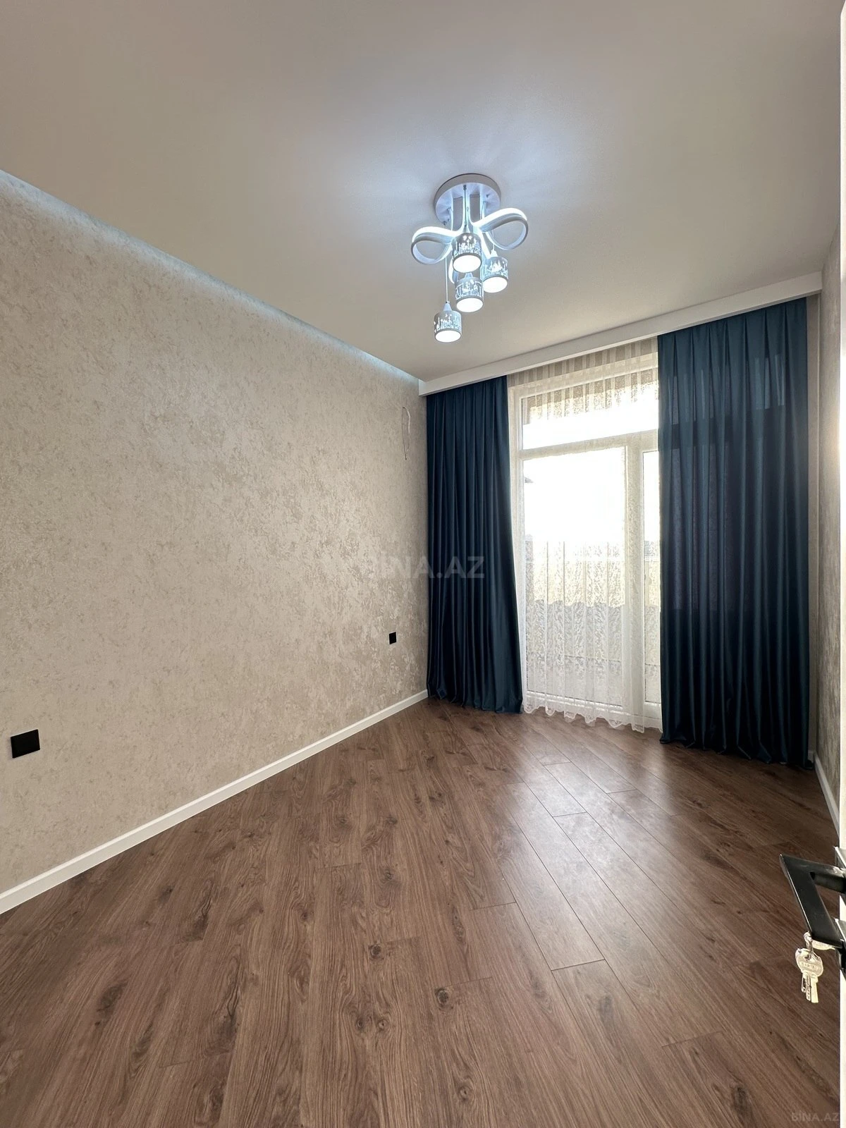 Satılır 3 otaqlı mənzil 80 m²