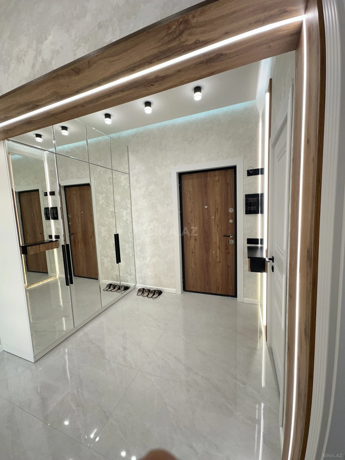 Satılır 3 otaqlı mənzil 80 m²