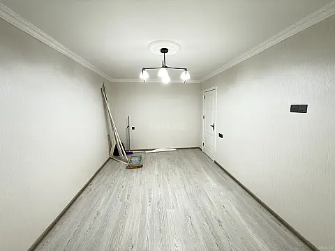 Satılır 1 otaqlı mənzil 40 m²