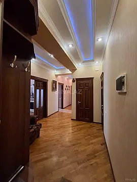 Kirayə verilir 3 otaqlı mənzil 120 m²