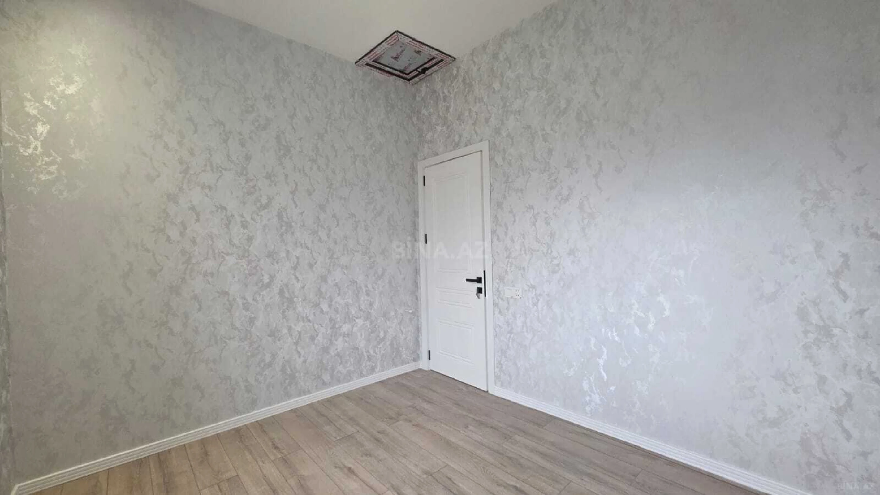 Satılır 6 otaqlı həyət evi 130 m²