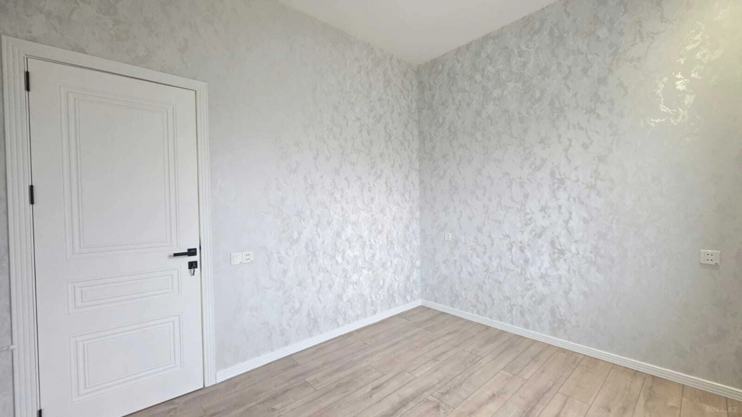 Satılır 6 otaqlı həyət evi 130 m²