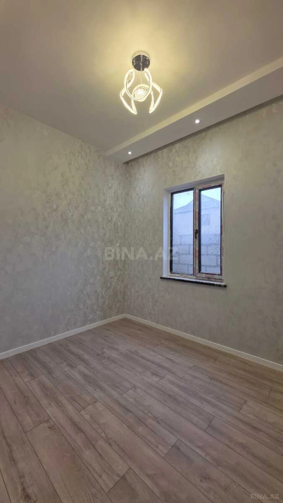 Satılır 6 otaqlı həyət evi 130 m²