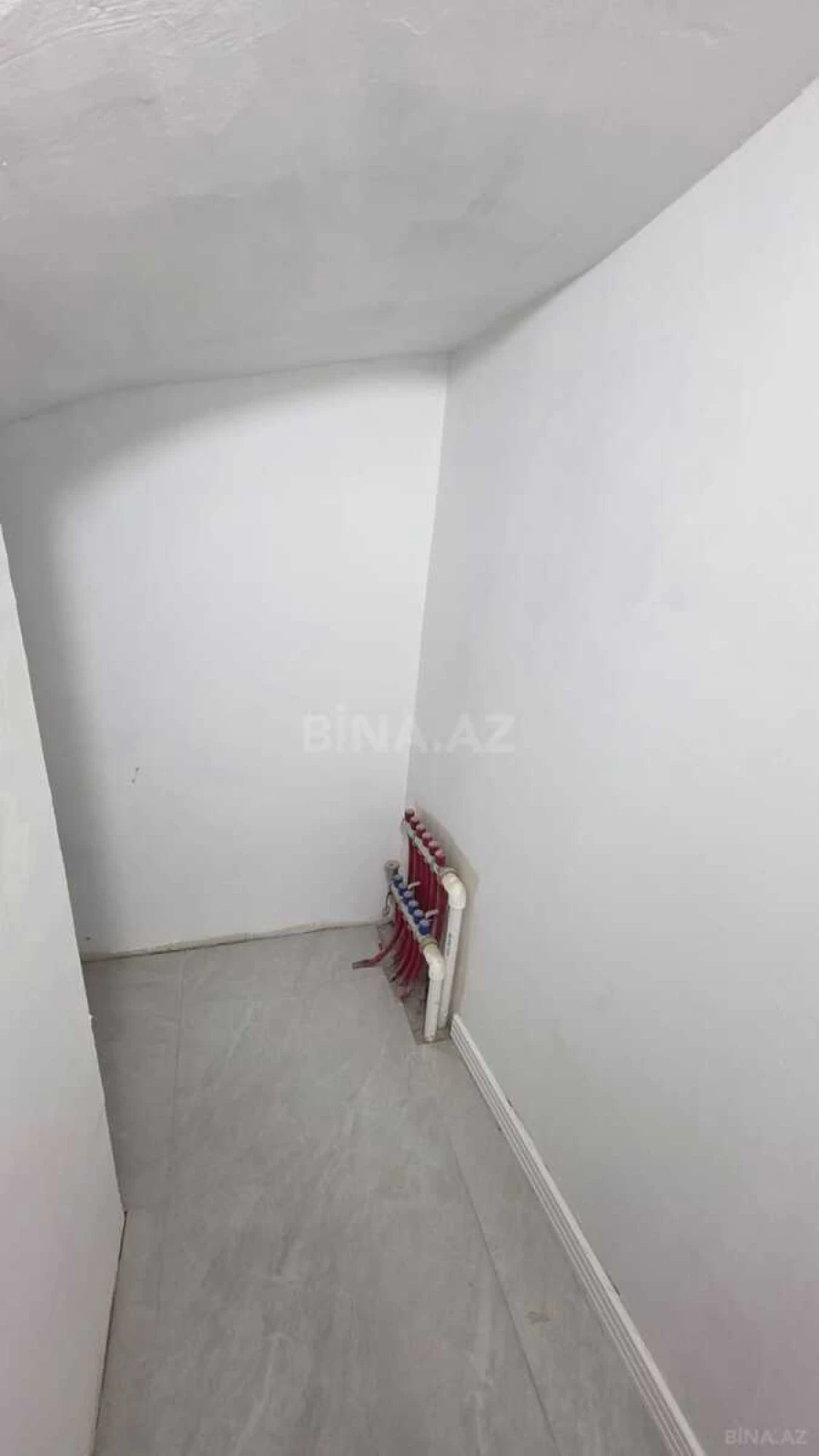 Satılır 6 otaqlı həyət evi 130 m²