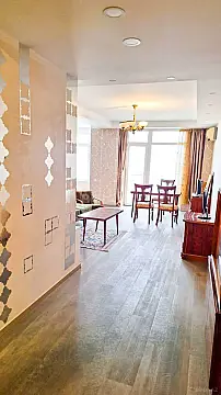 Kirayə verilir 2 otaqlı mənzil 100 m²