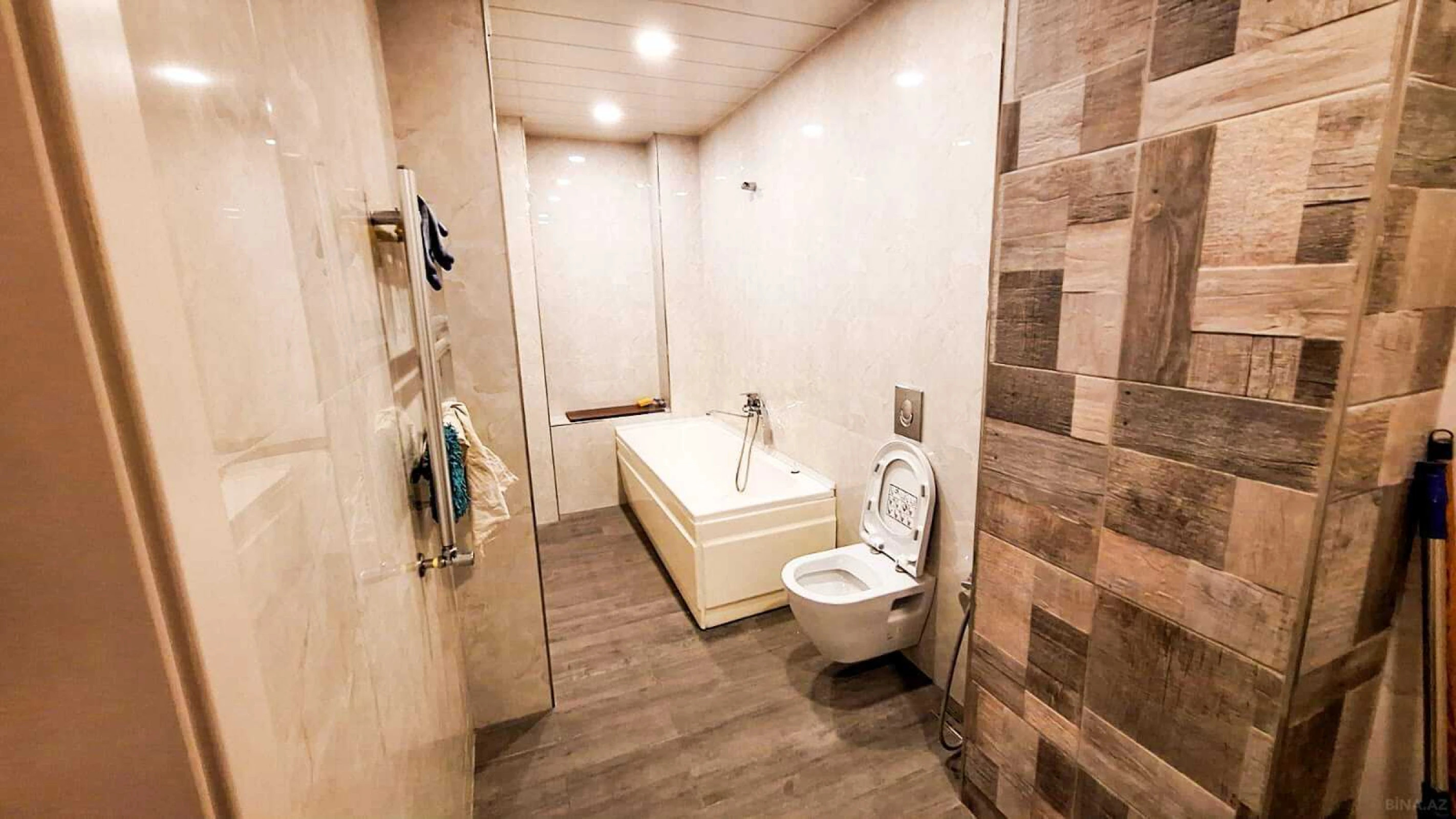 Kirayə verilir 2 otaqlı mənzil 100 m²