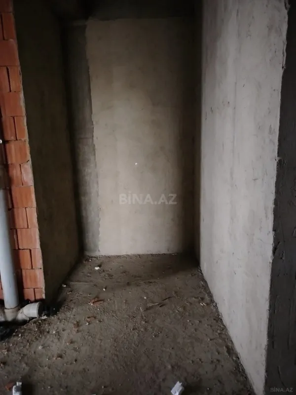 Satılır 3 otaqlı mənzil 107 m²