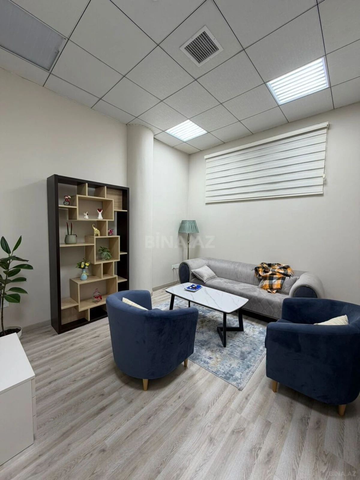 Kirayə verilir 4 otaqlı ofis 160 m²