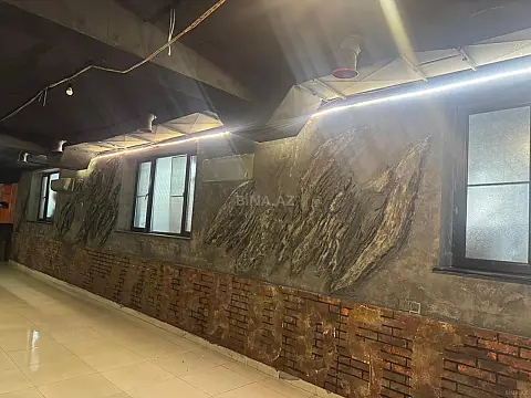 Kirayə verilir obyekt 270 m²