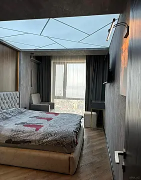 Kirayə verilir 2 otaqlı mənzil 80 m²