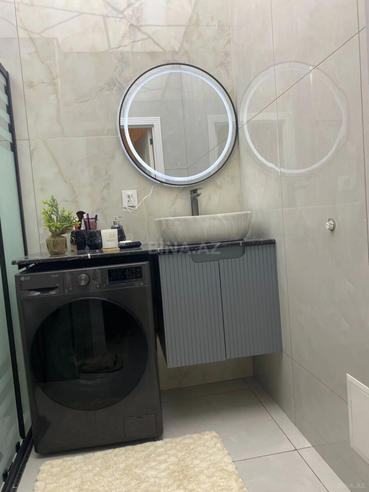 Satılır 2 otaqlı mənzil 60 m²