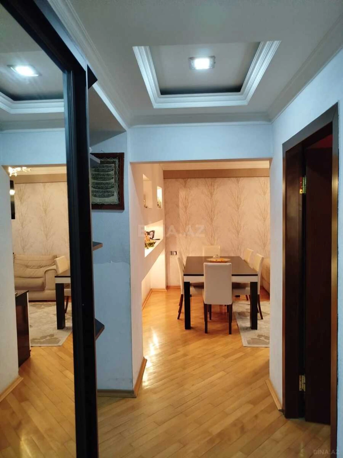 Satılır 3 otaqlı mənzil 110 m²