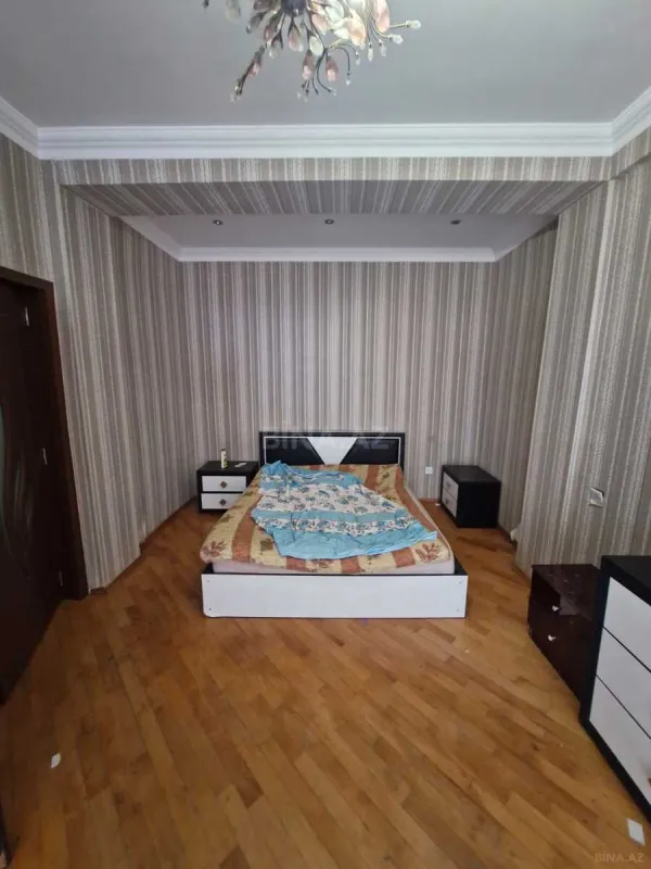 Kirayə verilir 2 otaqlı mənzil 95 m²