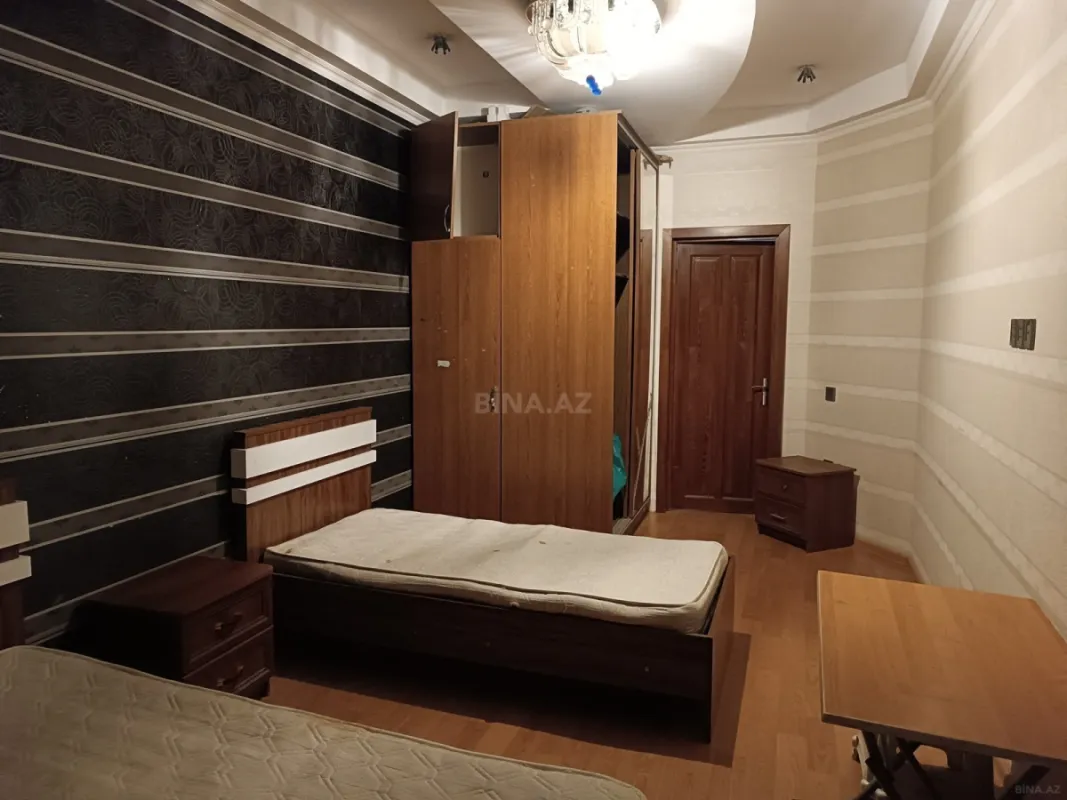 Satılır 3 otaqlı mənzil 95 m²