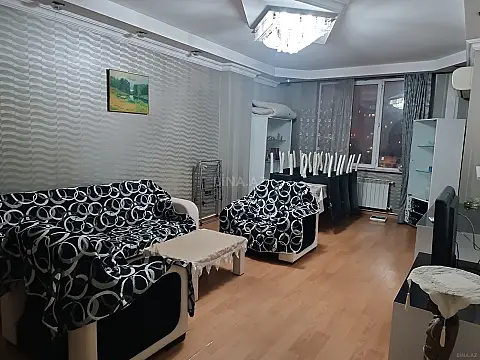 Satılır 3 otaqlı mənzil 95 m²
