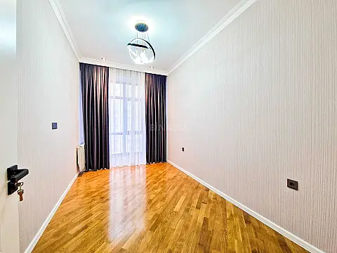 Satılır 2 otaqlı mənzil 63 m²