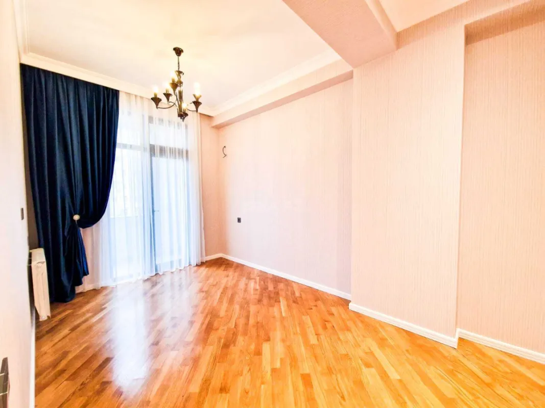 Satılır 2 otaqlı mənzil 63 m²