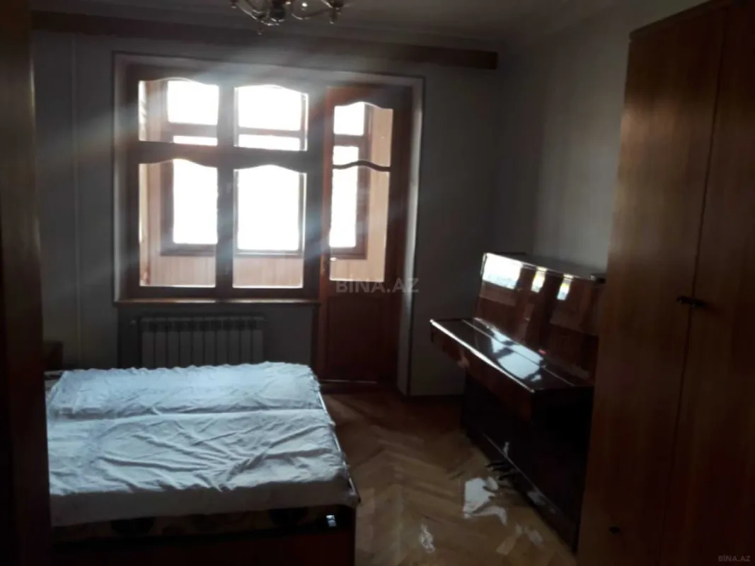 Satılır 3 otaqlı mənzil 70 m²