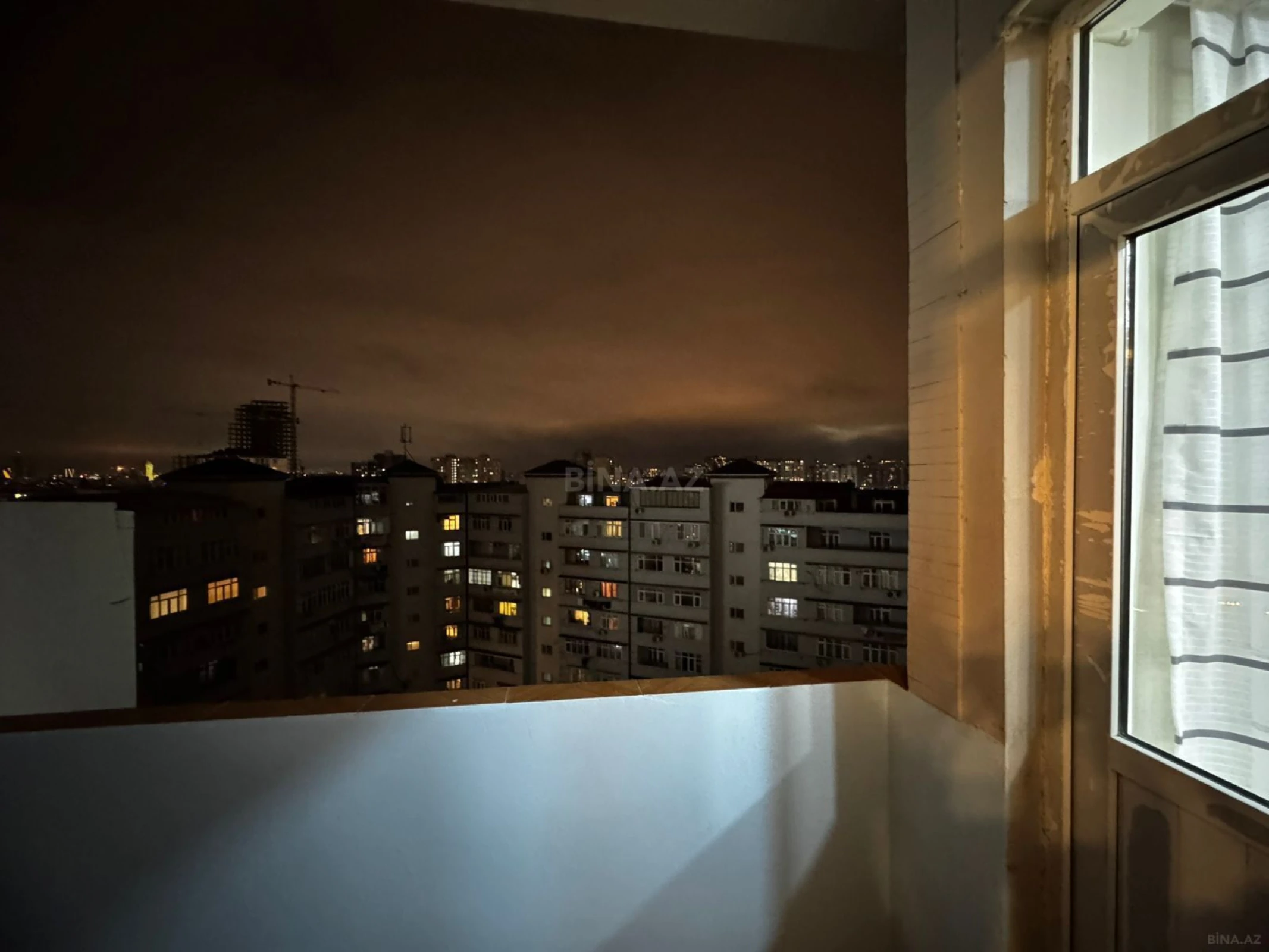 Kirayə verilir 3 otaqlı mənzil 130 m²