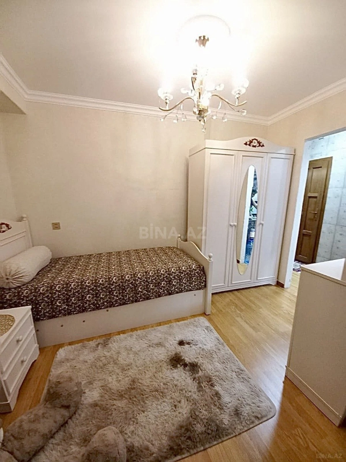 Satılır 3 otaqlı mənzil 60 m²