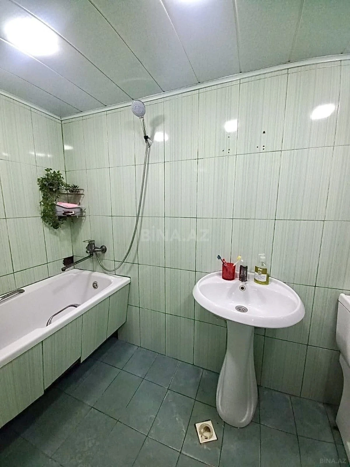 Satılır 3 otaqlı mənzil 60 m²