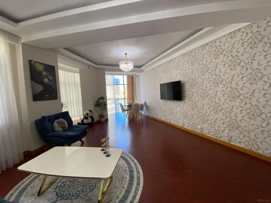 Satılır 2 otaqlı mənzil 113 m²