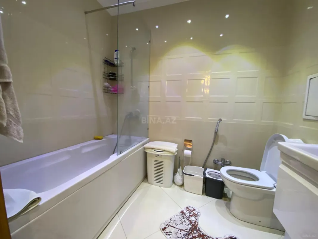 Satılır 2 otaqlı mənzil 113 m²