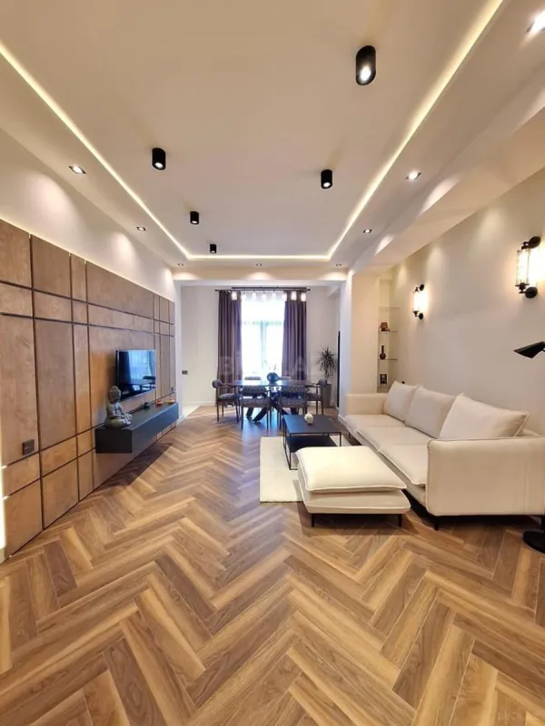 Kirayə verilir 2 otaqlı mənzil 100 m²