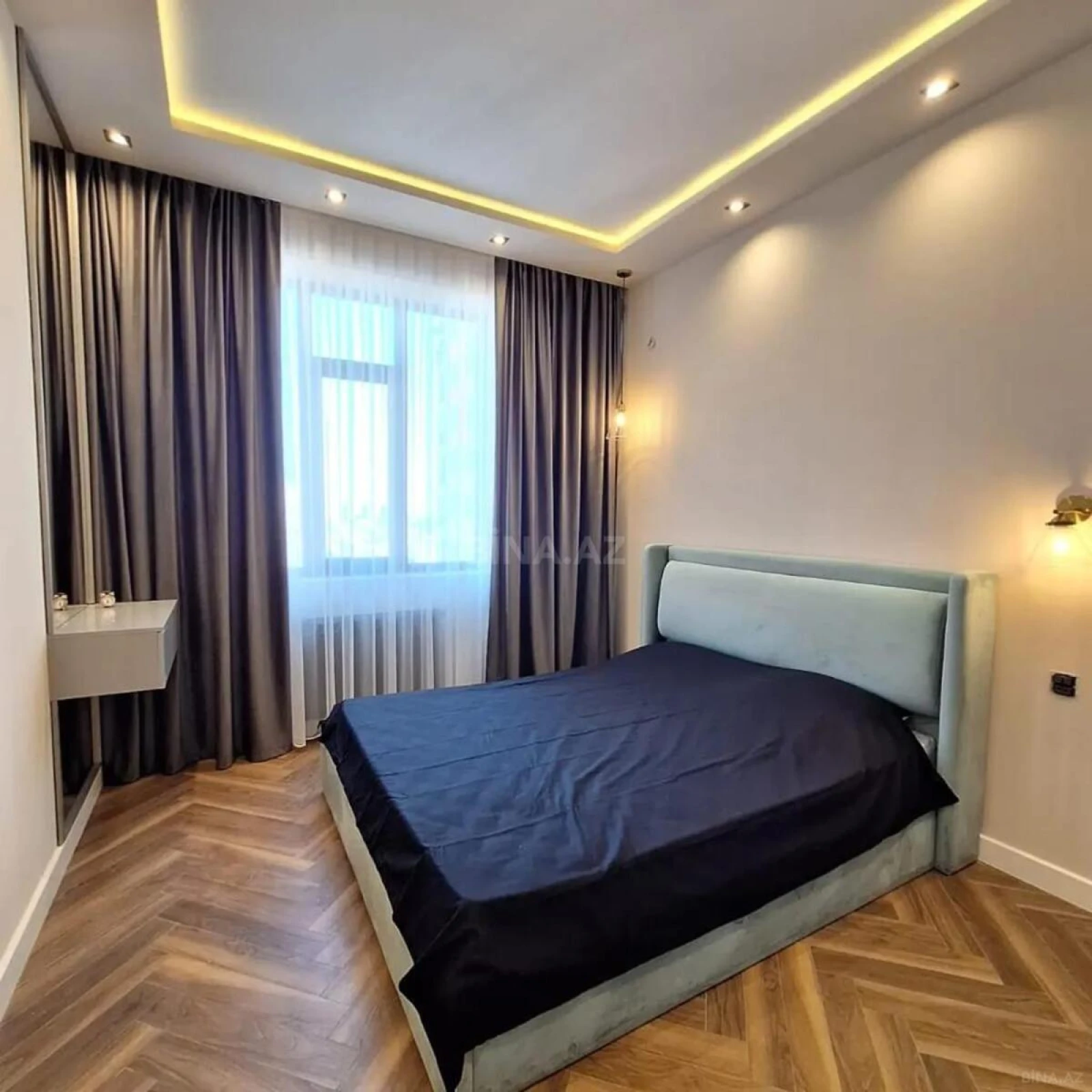 Kirayə verilir 2 otaqlı mənzil 100 m²