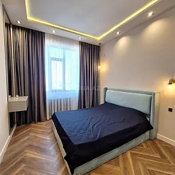 Kirayə verilir 2 otaqlı mənzil 100 m²