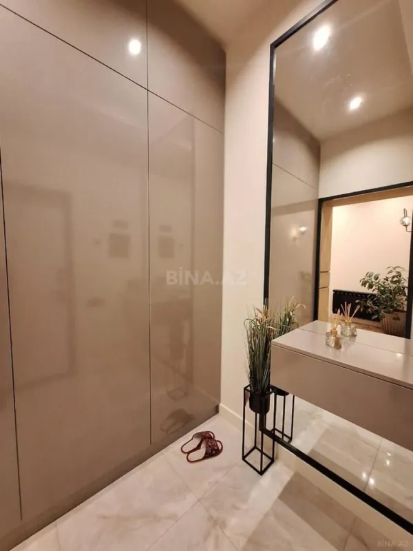 Kirayə verilir 2 otaqlı mənzil 100 m²