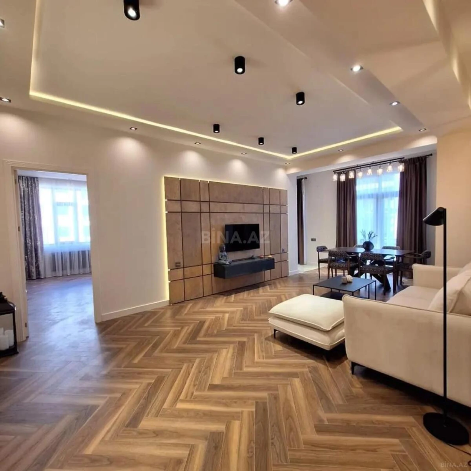 Kirayə verilir 2 otaqlı mənzil 100 m²