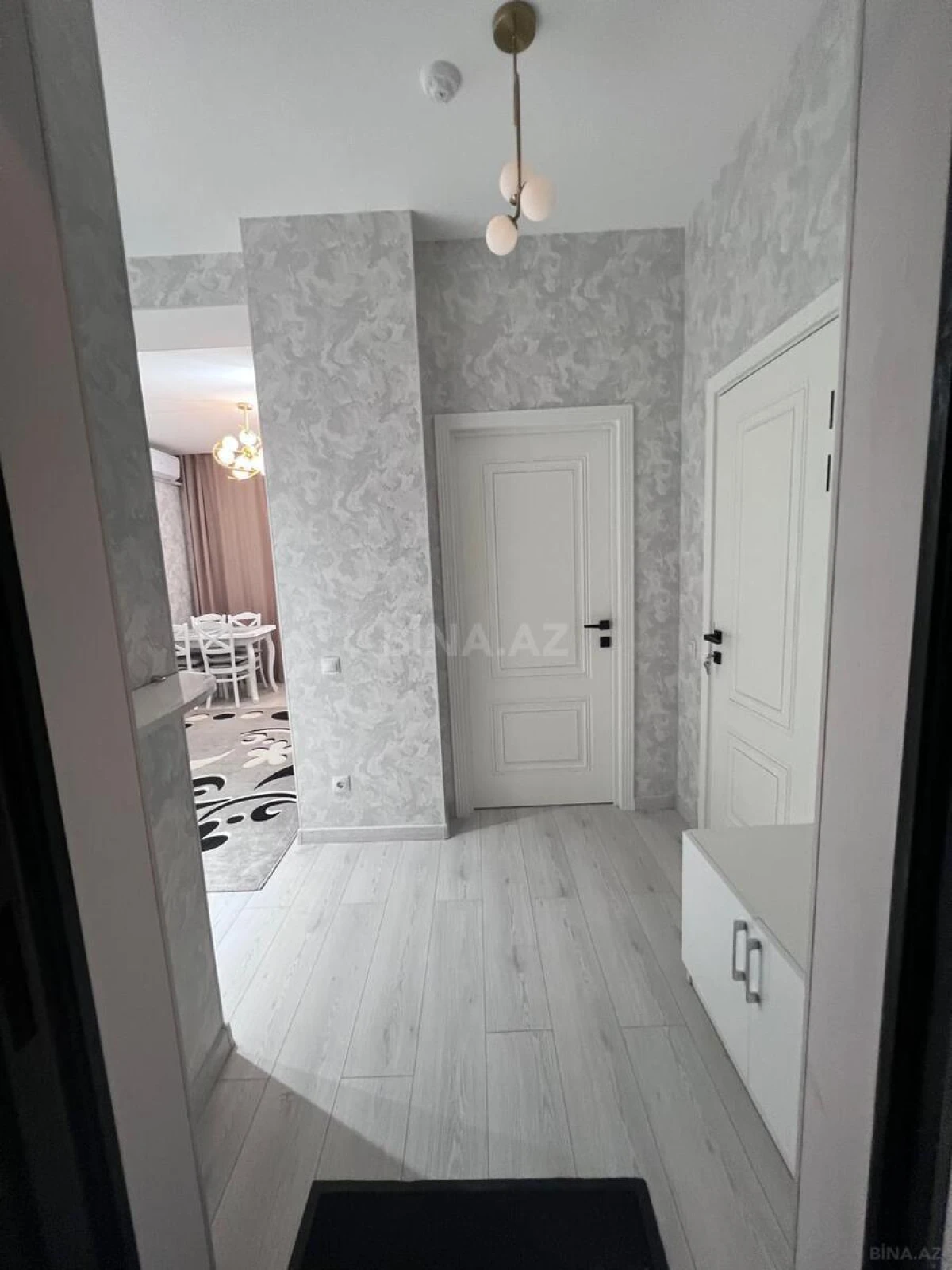 Kirayə verilir 2 otaqlı mənzil 50 m²