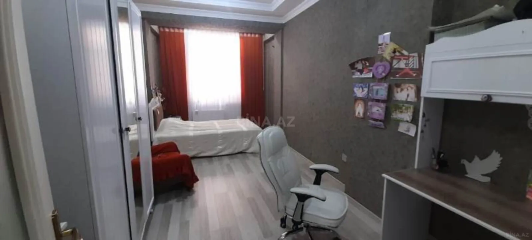 Satılır 3 otaqlı mənzil 127 m²