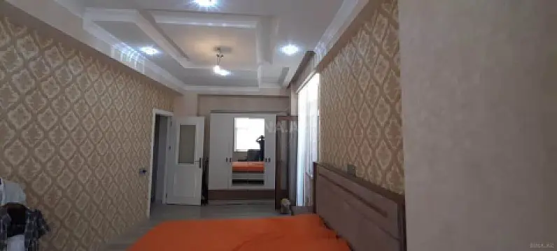 Satılır 3 otaqlı mənzil 127 m²