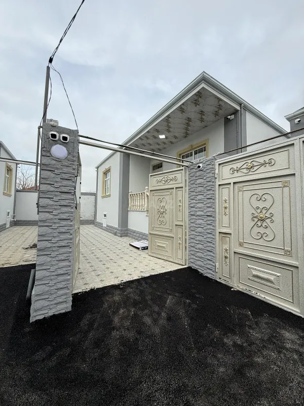 Satılır 3 otaqlı həyət evi 100 m²