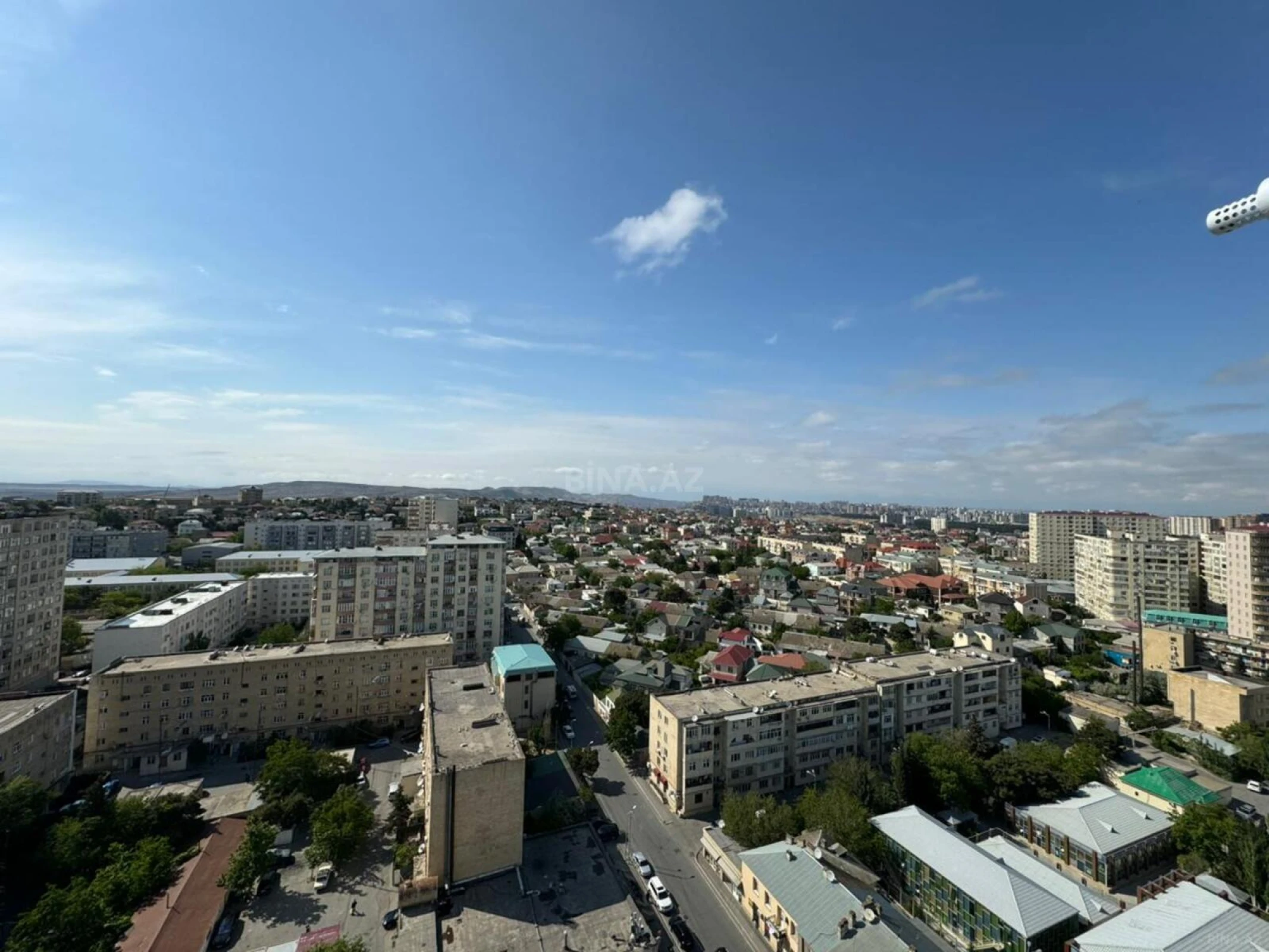 Satılır 3 otaqlı mənzil 110 m²