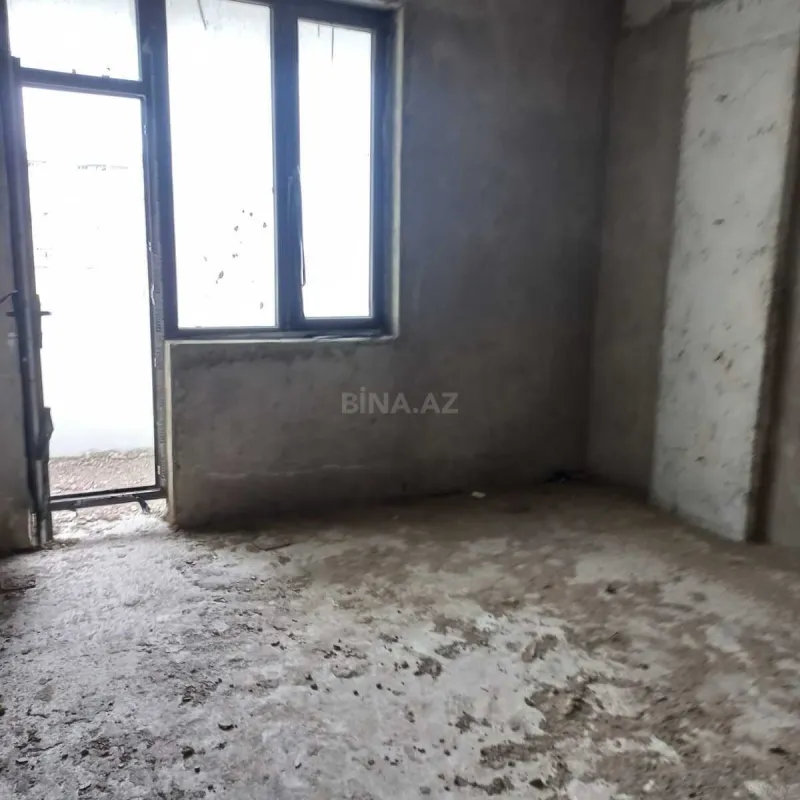 Satılır 3 otaqlı mənzil 110 m²