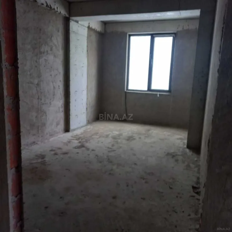 Satılır 3 otaqlı mənzil 110 m²