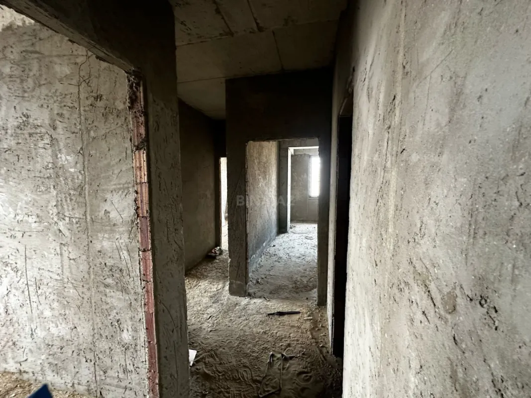 Satılır 3 otaqlı mənzil 110 m²