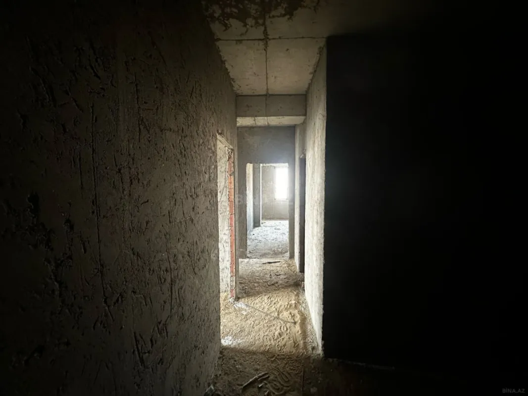 Satılır 3 otaqlı mənzil 110 m²