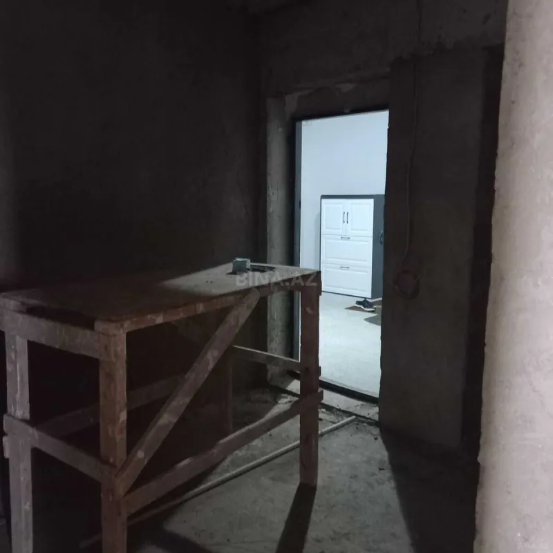 Satılır 3 otaqlı mənzil 110 m²