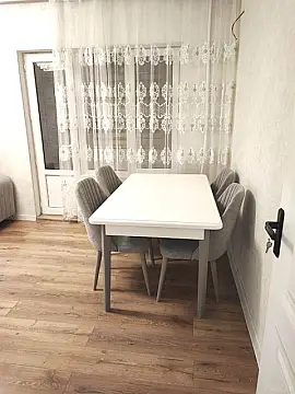 Satılır 2 otaqlı mənzil 45 m²