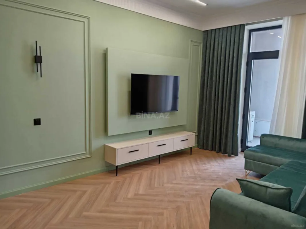 Kirayə verilir 3 otaqlı mənzil 110 m²