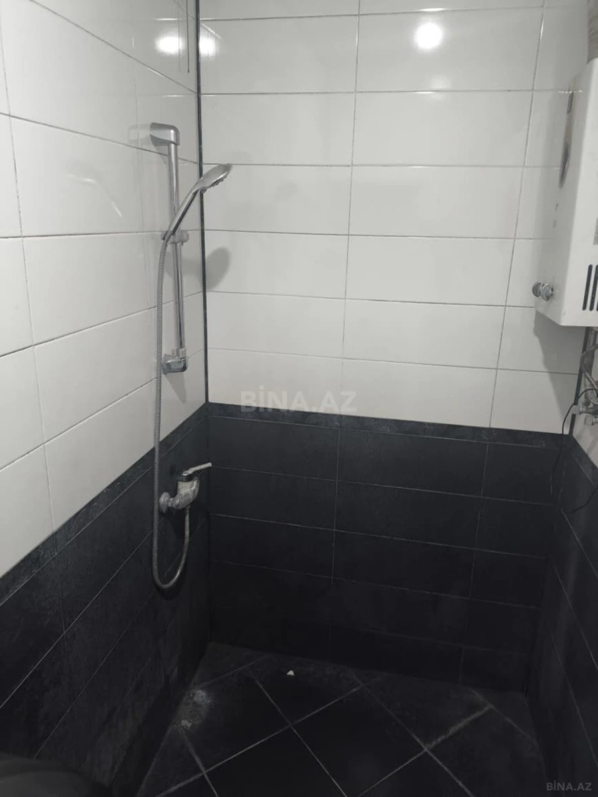Kirayə verilir 2 otaqlı mənzil 60 m²
